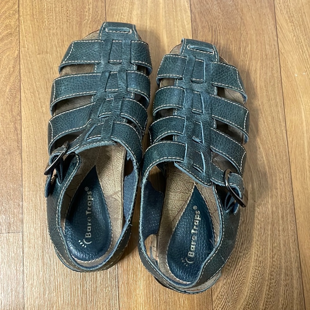 Bare Traps sandals gray/green